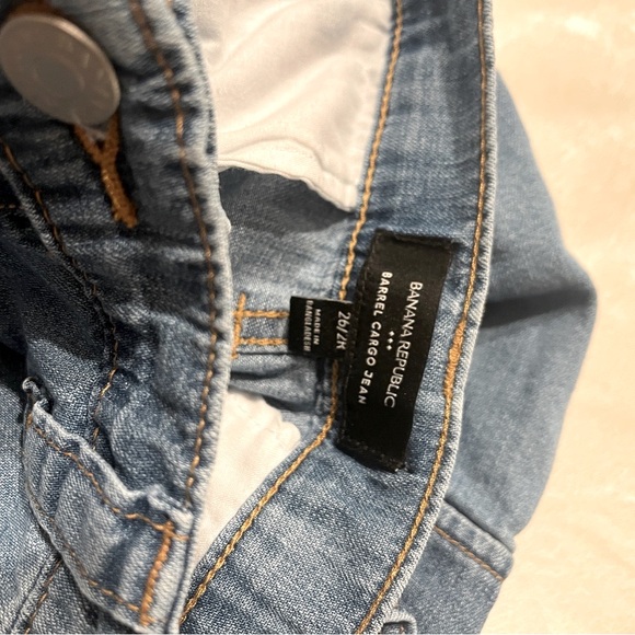 BANANA REPUBLIC LIGHT BLUE CARGO JEANS - Picture 6 of 6